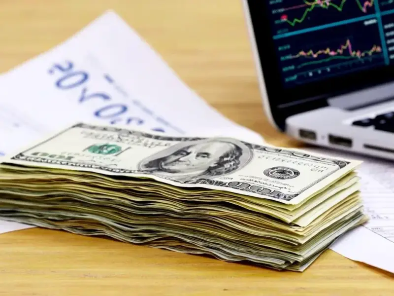 Michael Burry launches $39 newsletter after shutting hedge fund - Professional coverage